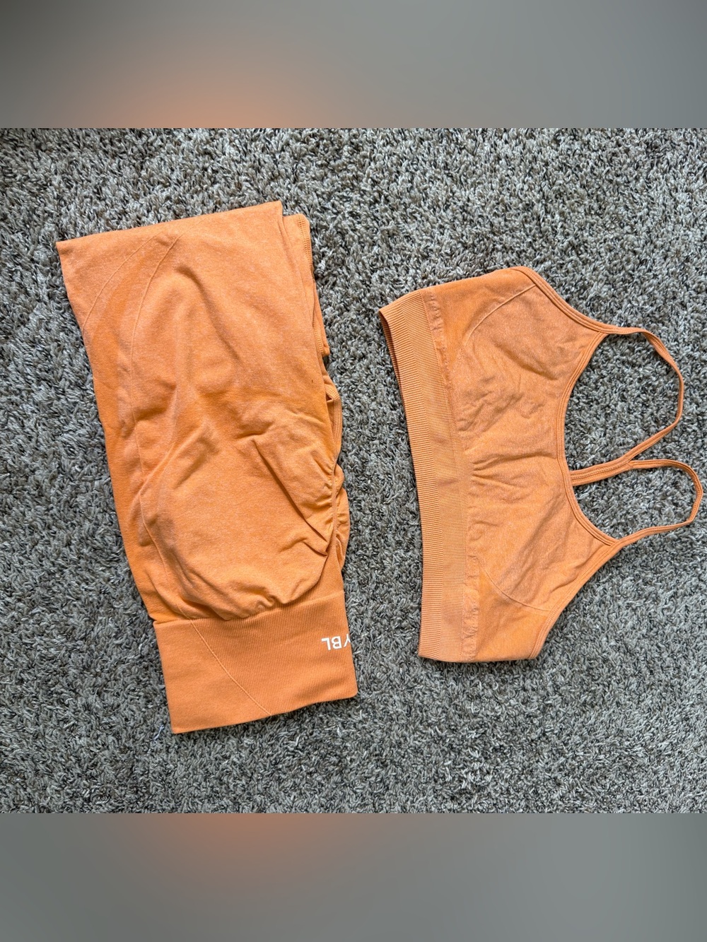 Bright Orange Seamless Sports Bra and Leggings Set